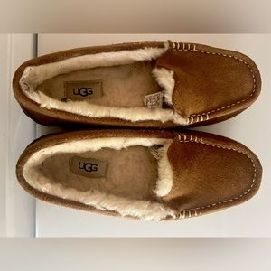 Ugg moccasins size 8 chestnut